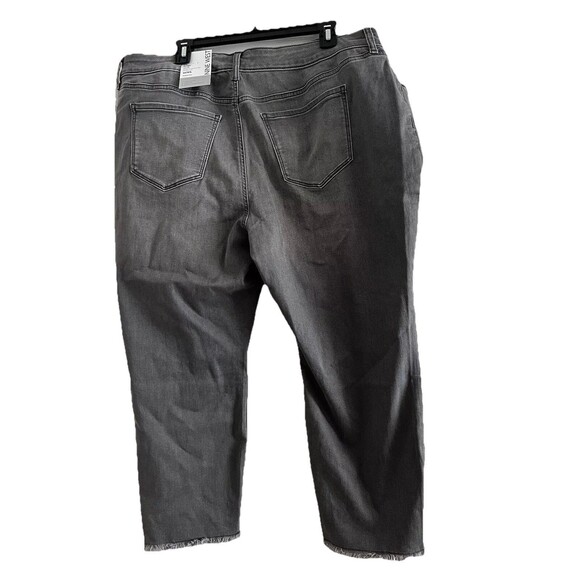 Nine West Plus Gray  Women’s Plus Size Jeans 20WS Crop Straight NWT - Picture 2 of 5